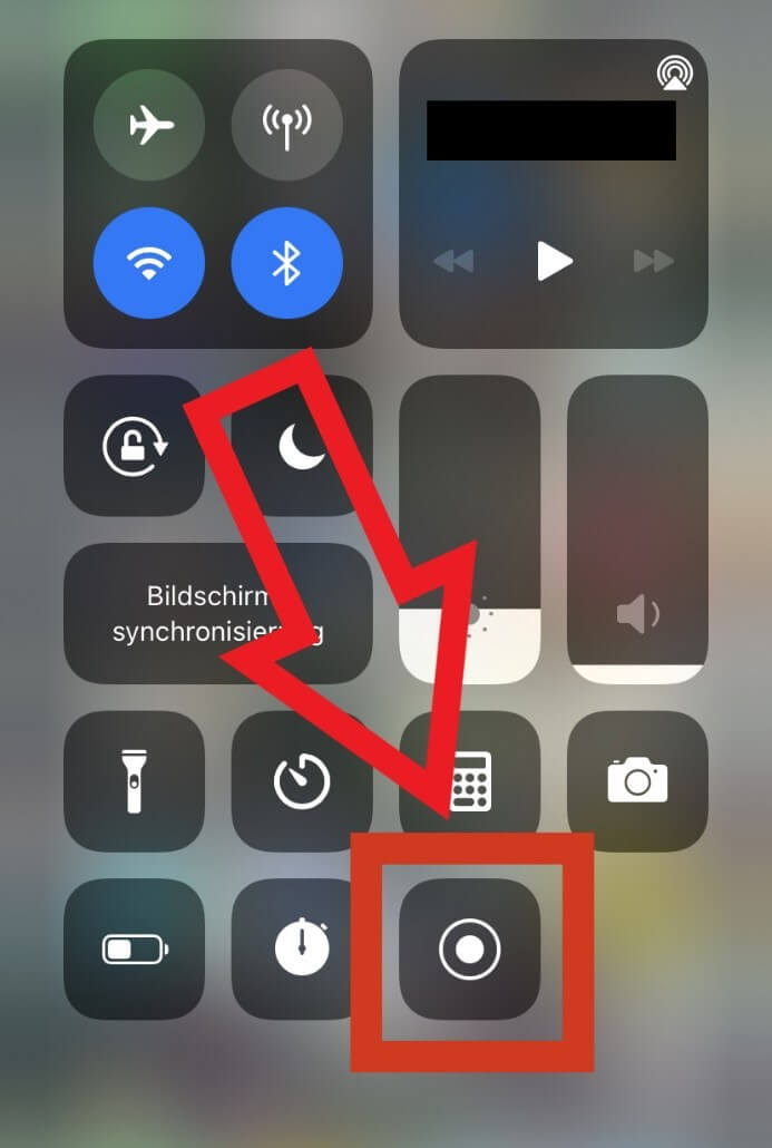 Screenshot of the Control Center with arrow pointing to screen recording option
