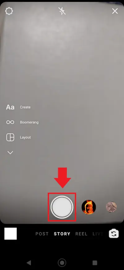 Taking a photo directly in the Instagram app Taking a photo directly in the Instagram app