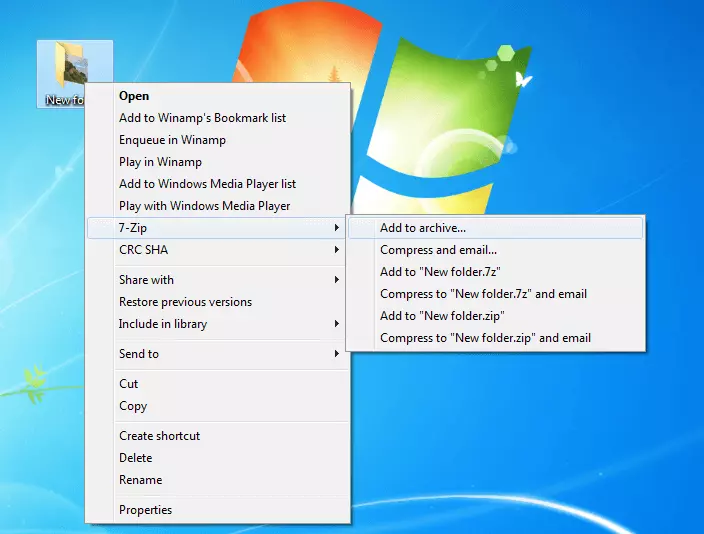 Image: Windows desktop on which a folder is added to an archive via “7-Zip” in the context menu