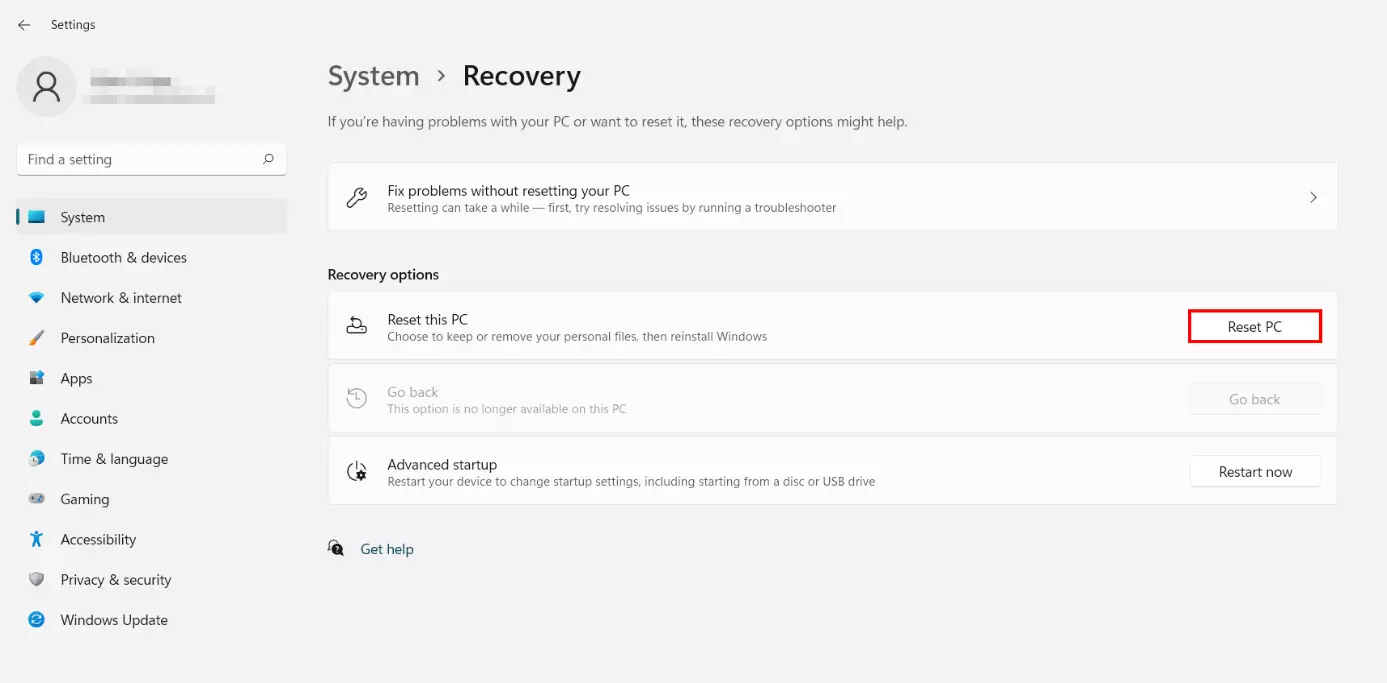 Image: Windows 11 System Settings with Recovery Menu
