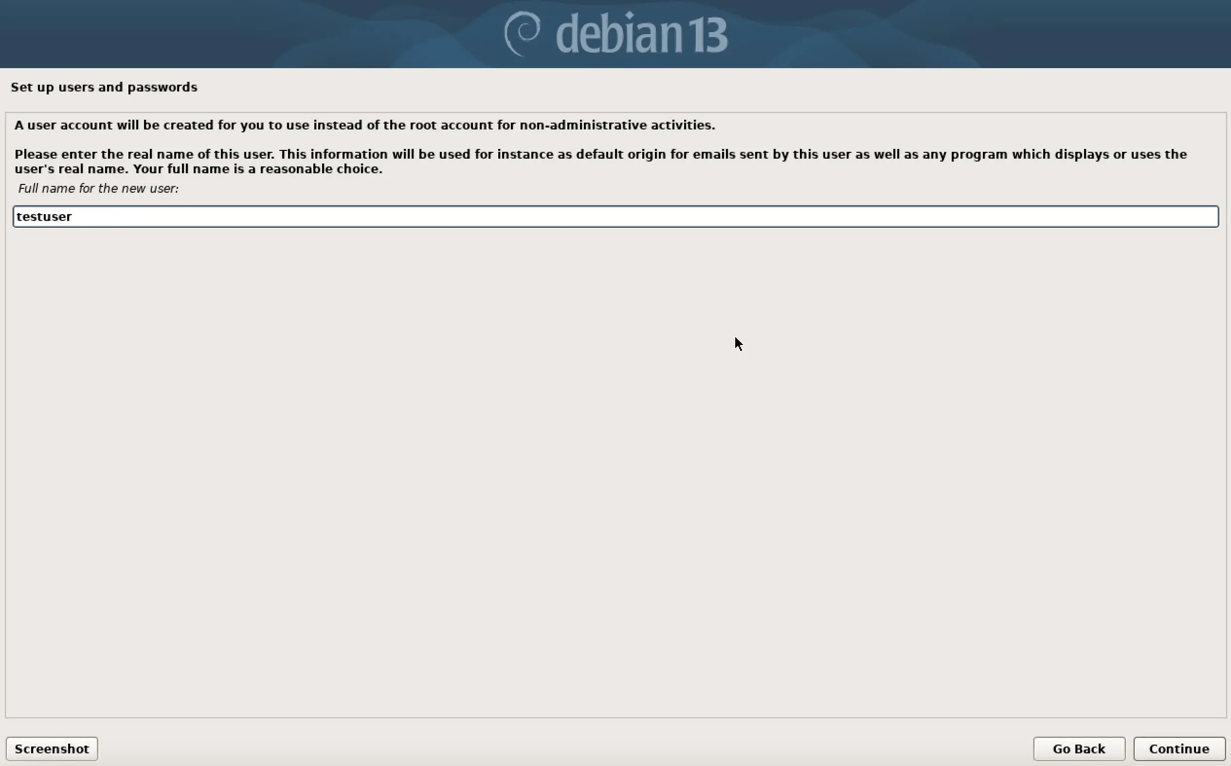 Imagen: Captura de pantalla de la instalaci&oacute;n de Debian 13: establecer usuario