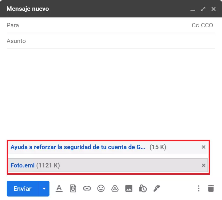 Nuevo borrador de correo electrónico con los correos adjuntos