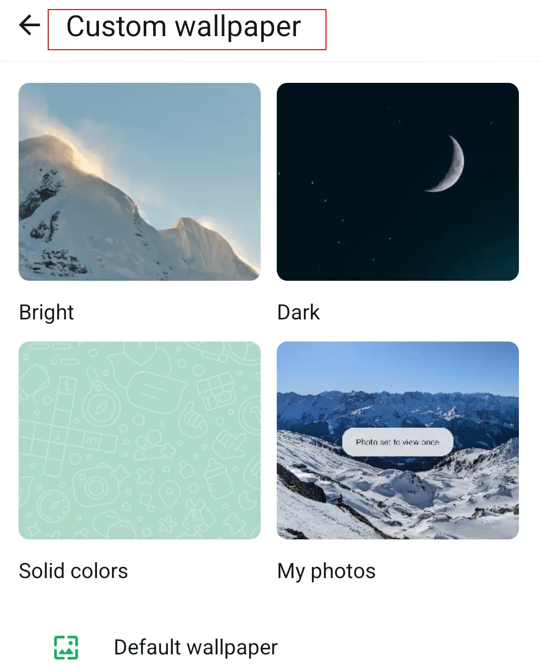 Kuva: Android screenshot of custom wallpaper options in WhatsApp