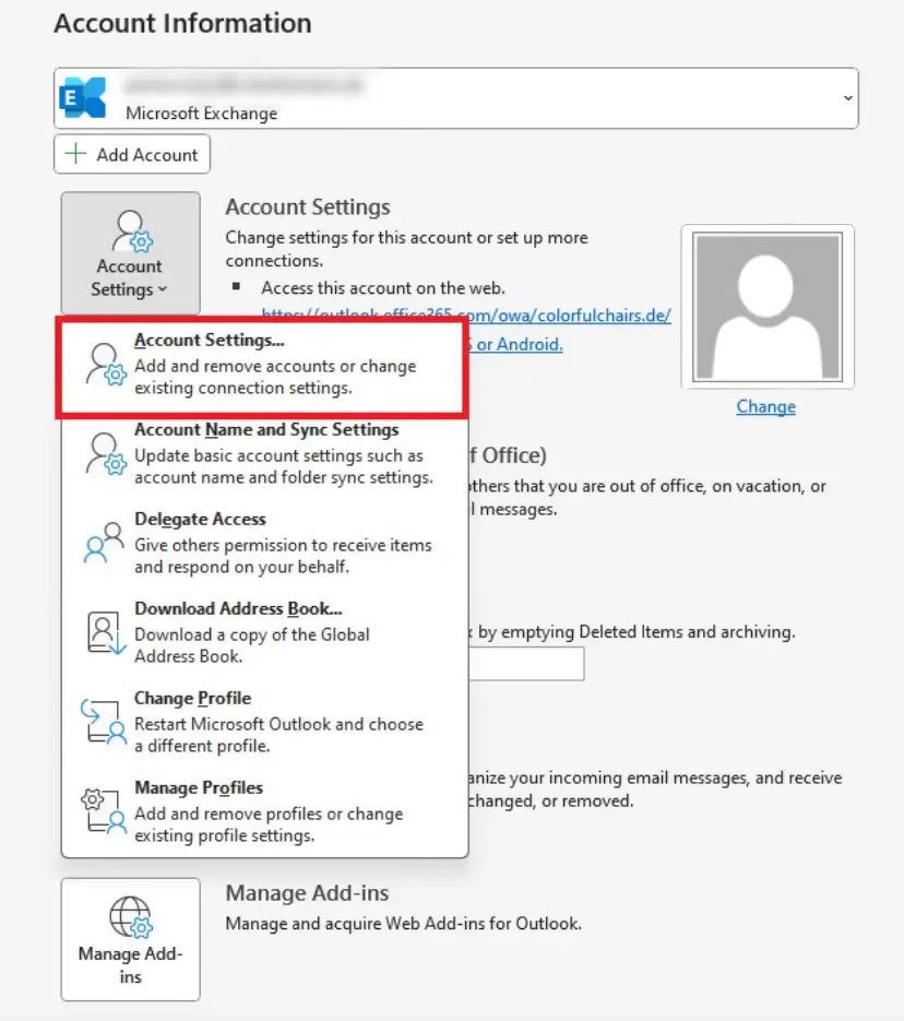 Kuva: Outlook desktop app: Account information in the File tab