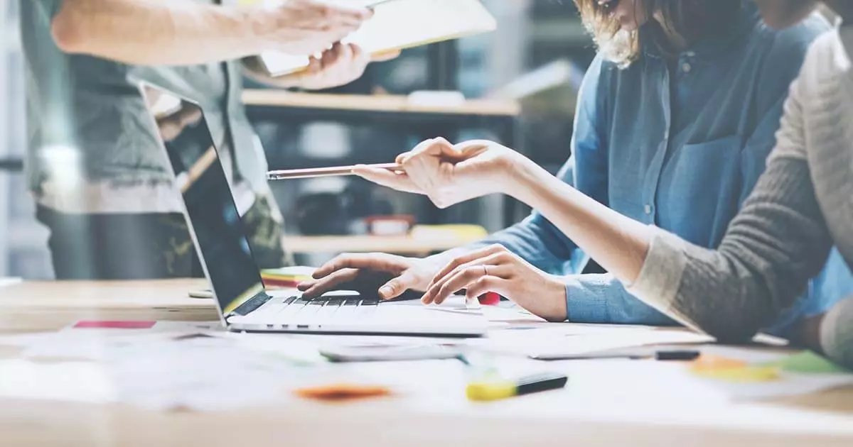 Adição de uma caixa de correio ao Outlook: Como configurar o acesso a caixas de correio no Outlook Adição de uma caixa de correio ao Outlook: Como configurar o acesso a caixas de correio no Outlook